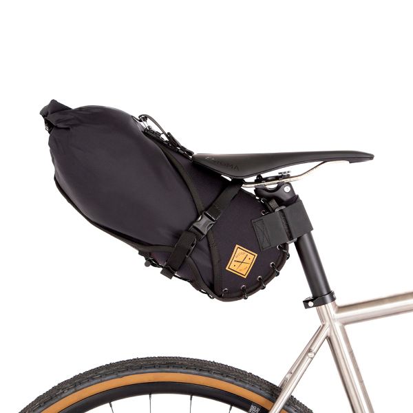 Bolsa de sillín negra de 8 l