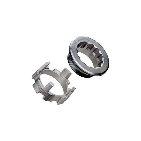 [525048030] El adaptador para cuerpo de núcleo libre N3W permite usar cassette Campagnolo 12s con piñón de primer engranaje de 11 dientes.
